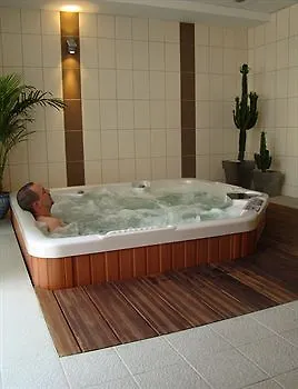 Hotel Le Ker Goh Lenn - Apartments Plescop